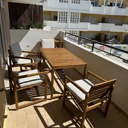 - 2 Bed First Floor - Cb1vd