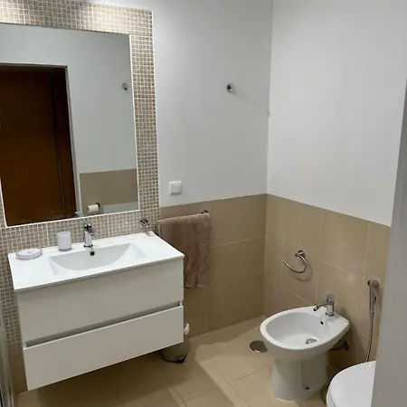 Apartament - 2 Bed First Floor - Cb1vd